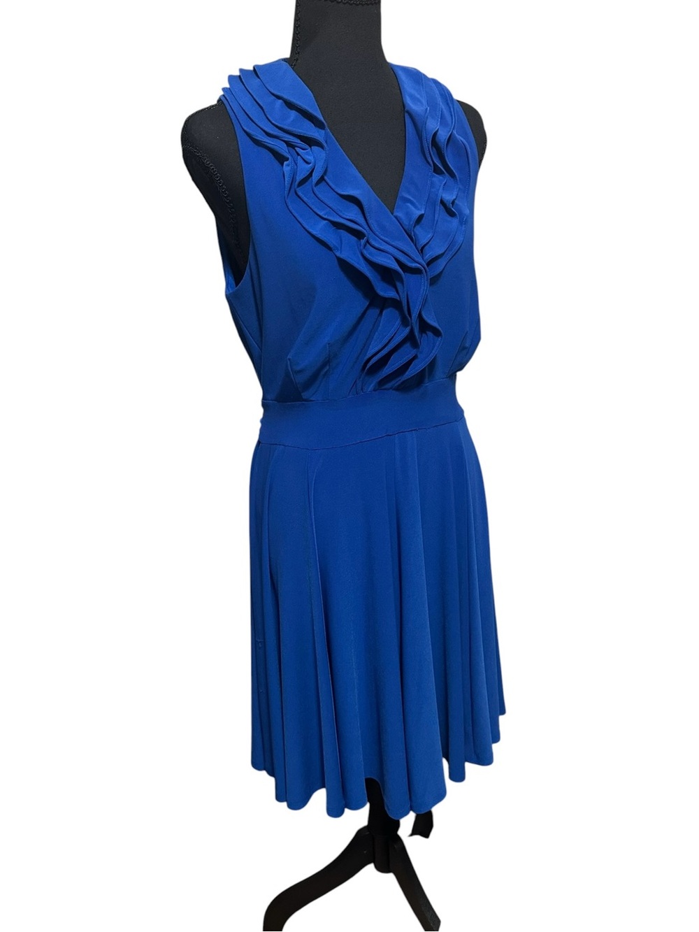 Just…Taylor. Royal Blue Sleeveless Ruffled V-Neck Midi Dress - Picture 6 of 10